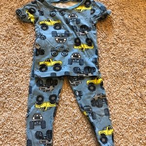 3T short sleeve/pants jammies